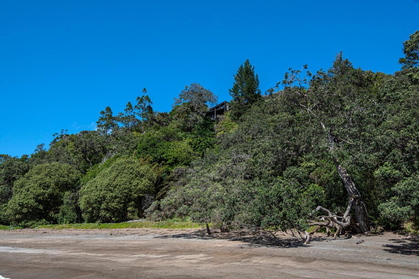 Bayview Beauty - Helena Bay Holiday Home Lyttelton ภายนอก รูปภาพ