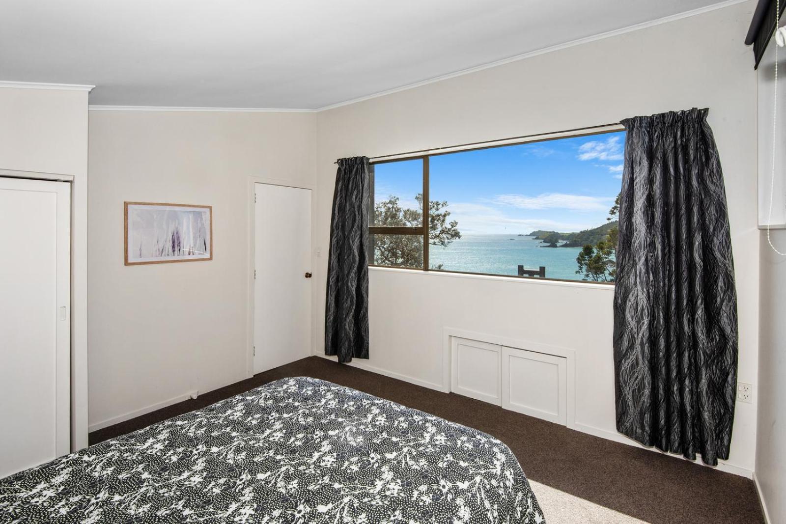 Bayview Beauty - Helena Bay Holiday Home Lyttelton ภายนอก รูปภาพ